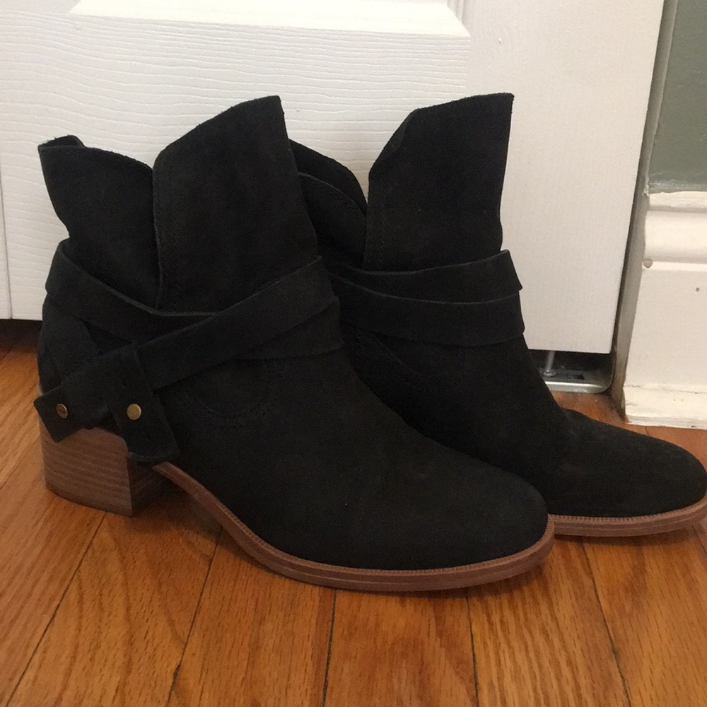 Ugg Eloise Slouchy Boot